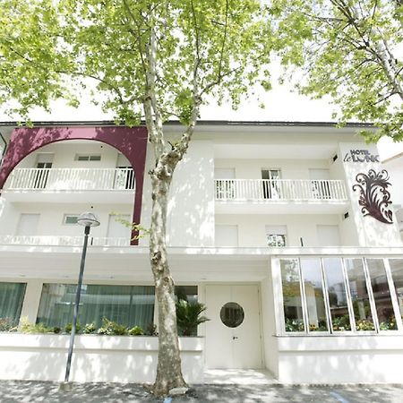 Hotel Le Lune 가테오 아 마레 외부 사진